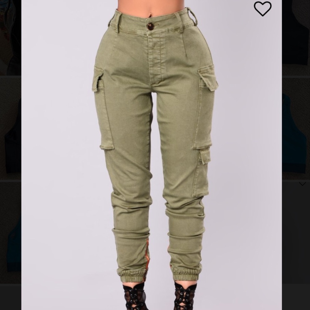 Fashion Nova cargos